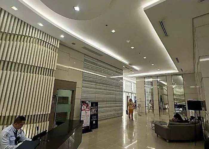 ホテル Sm Jazz Residences Makati By Kween Ysaria マニラ市
