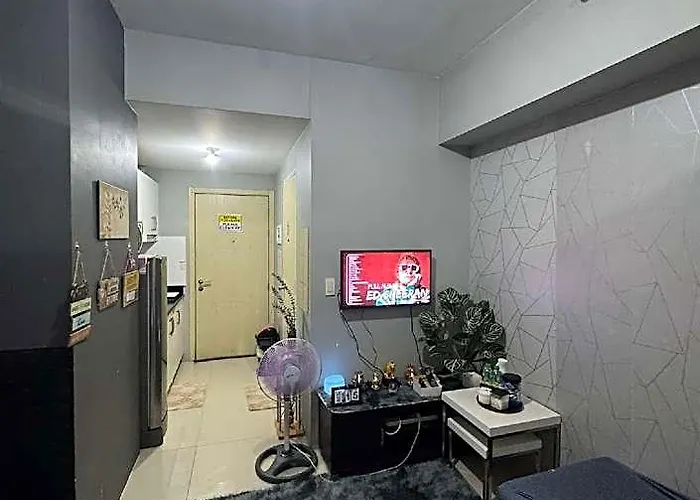 Sm Jazz Residences Makati By Kween Ysaria ホテル 5*
