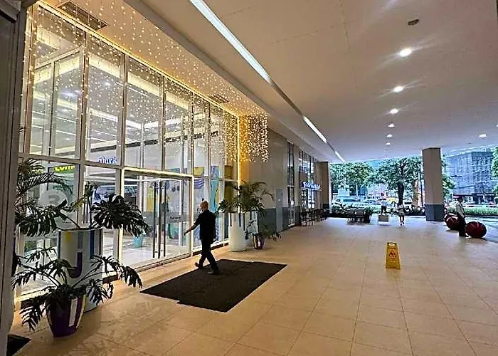 Sm Jazz Residences Makati By Kween Ysaria ホテル マニラ市