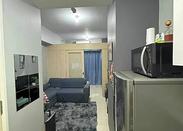 Sm Jazz Residences Makati By Kween Ysaria ホテル